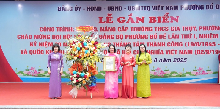 Lễ gắn biển công trình cải tạo, nâng cấp Trường THCS Gia Thụy: Một dấu ấn đáng nhớ!- Ảnh 5.