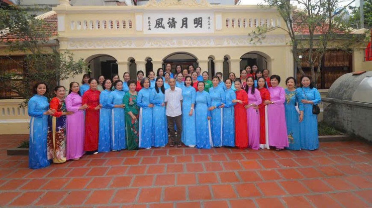 Phụ nữ Phú Thượng phát huy phẩm chất đạo đức Phụ nữ Việt Nam “Tự tin - Tự trọng - Trung hậu - Đảm đang”- Ảnh 1.