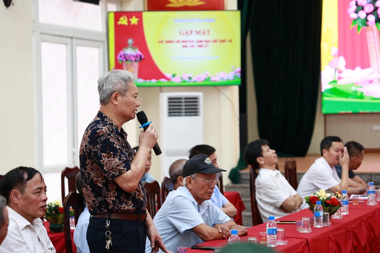 Đảng ủy xã Ứng Thiên gặp mặt các đồng chí nguyên lãnh đạo chủ chốt xã qua các thời kỳ- Ảnh 2.
