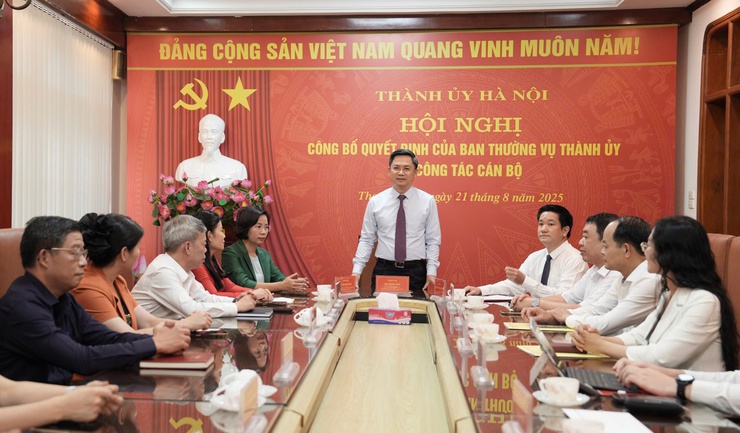 Đồng chí Nguyễn Huy Cường được điều động làm Bí thư Đảng ủy phường Thanh Xuân- Ảnh 2.