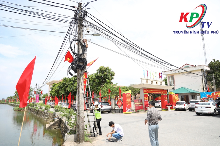 Xã Kiều Phú triển khai khởi công công trình Lắp đặt hệ thống camera giám sát an ninh trật tự, an toàn giao thông, trật tự xây dựng trên địa bàn xã- Ảnh 2.