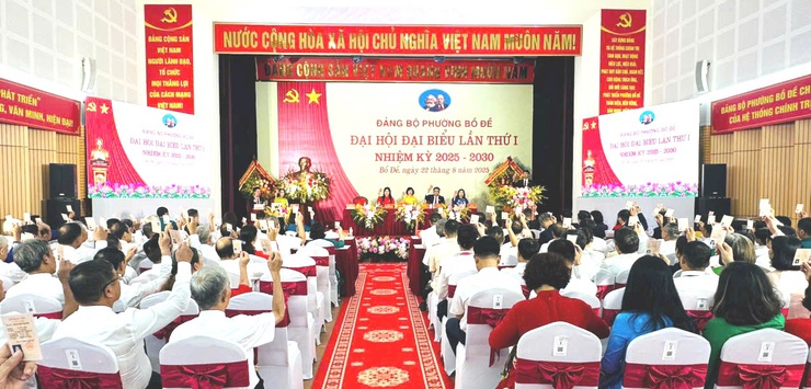 Phiên trù bị Đại hội đại biểu Đảng bộ phường Bồ Đề lần thứ I, nhiệm kỳ 2025-2030- Ảnh 1.