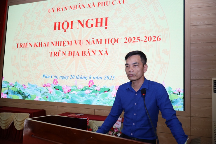 UBND xã Phú Cát tổ chức Hội nghị triển khai nhiệm vụ năm học 2025 – 2026- Ảnh 2.
