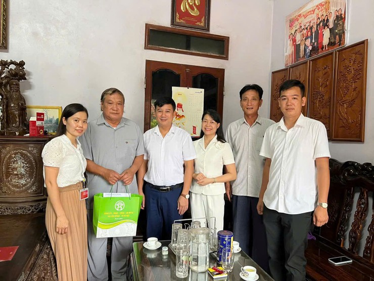Liên Minh thành lập 9 đoàn thăm tặng quà gia đình chính sách nhân kỷ niệm 80 năm Quốc khánh nước Cộng hòa XHCN Việt Nam- Ảnh 2.