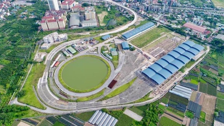 Hà Nội bố trí gần 100 điểm đỗ xe phục vụ người dân tham dự các hoạt động A80- Ảnh 1.