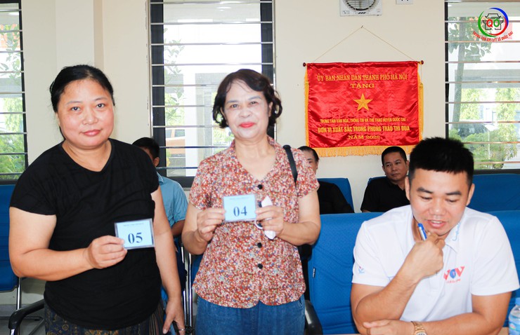 Xã Quốc Oai tổ chức họp chuyên môn chuẩn bị giải thể thao chào mừng các ngày lễ lớn và thành công đại hội Đảng bộ xã- Ảnh 3.
