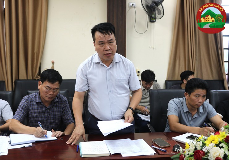 UBND Xã tổ chức hội nghị làm việc với các cơ quan, đơn vị về công tác tiếp nhận, giải quyết TTHC.- Ảnh 4.