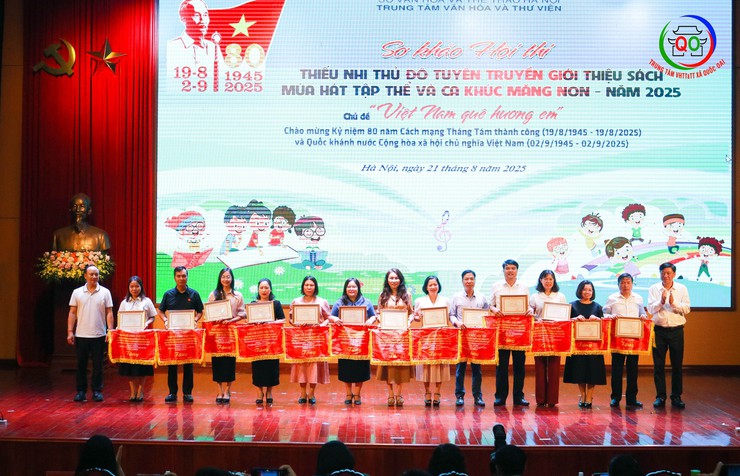 Hội thi sơ khảo thiếu nhi thủ đô tuyên truyền giới thiệu sách, Múa hát tập thể và ca khúc măng non năm 2025- Ảnh 3.