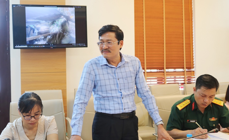 Xã Quốc Oai triển khai phương án di dời khối đá sạt lở tại núi Thầy đảm bảo an toàn Di tích Quốc gia đặc biệt chùa Thầy- Ảnh 4.
