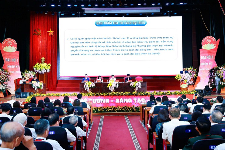 Phiên trù bị Đại hội đại biểu Đảng bộ phường Kim Liên lần thứ I: Khẳng định tinh thần đoàn kết, thống nhất, quyết tâm cho nhiệm kỳ mới- Ảnh 2.