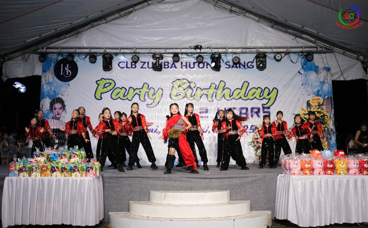 CLB Zumba Hương Sang tổ chức Gala kỷ niệm 2 năm thành lập- Ảnh 8.