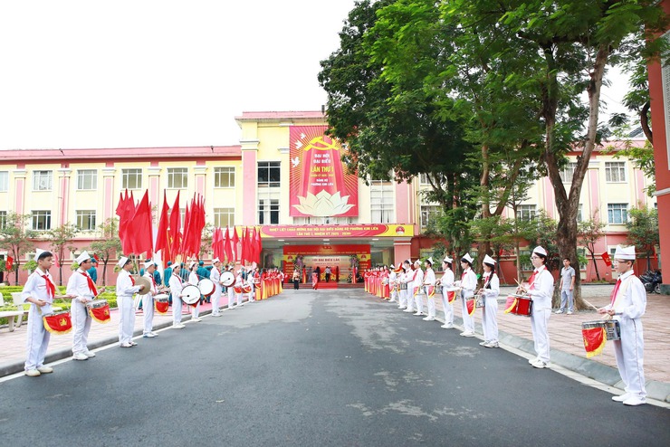 Phiên trù bị Đại hội đại biểu Đảng bộ phường Kim Liên lần thứ I: Khẳng định tinh thần đoàn kết, thống nhất, quyết tâm cho nhiệm kỳ mới- Ảnh 4.
