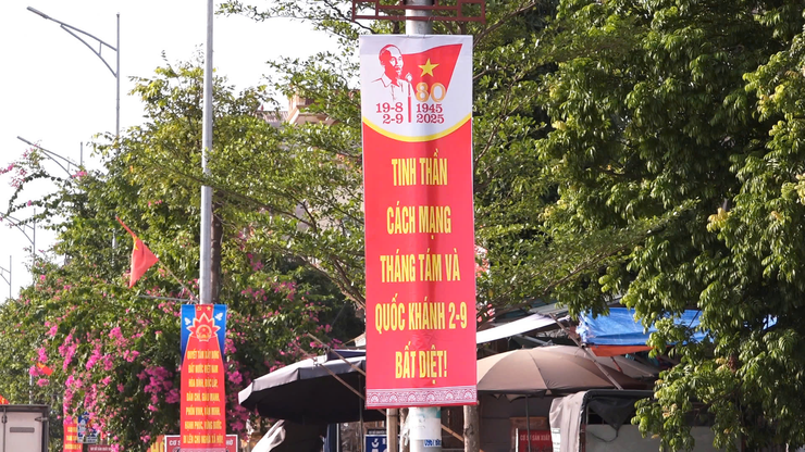 RỰC RỠ SẮC CỜ, DÂN HÒA HÂN HOAN CHÀO MỪNG 80 NĂM CÁCH MẠNG THÁNG TÁM VÀ QUỐC KHÁNH 2/9- Ảnh 3.