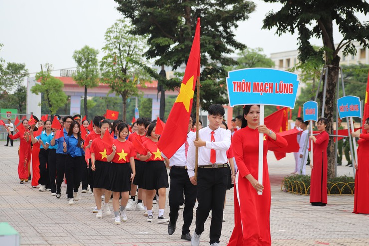 Xã Thiên Lộc long trọng tổ chức lễ khai mạc Đại hội Thể dục thể thao lần thứ I và tổng kết các hoạt động hè năm 2025 với chủ đề "Thiên Lộc - Vững bước tương lai"- Ảnh 28.