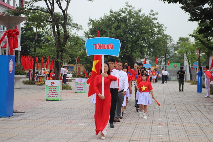 Xã Thiên Lộc long trọng tổ chức lễ khai mạc Đại hội Thể dục thể thao lần thứ I và tổng kết các hoạt động hè năm 2025 với chủ đề "Thiên Lộc - Vững bước tương lai"- Ảnh 33.