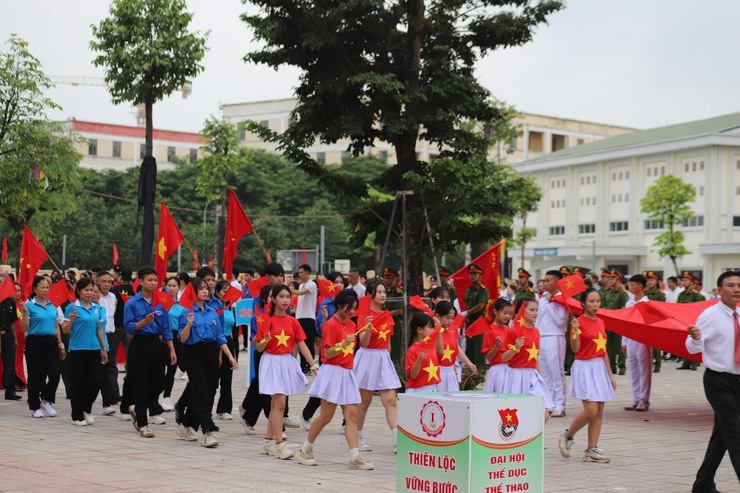 Xã Thiên Lộc long trọng tổ chức lễ khai mạc Đại hội Thể dục thể thao lần thứ I và tổng kết các hoạt động hè năm 2025 với chủ đề "Thiên Lộc - Vững bước tương lai"- Ảnh 24.