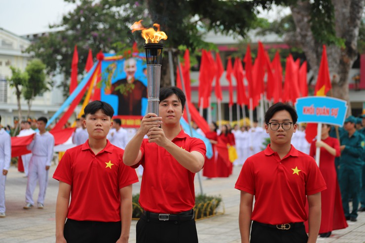 Xã Thiên Lộc long trọng tổ chức lễ khai mạc Đại hội Thể dục thể thao lần thứ I và tổng kết các hoạt động hè năm 2025 với chủ đề "Thiên Lộc - Vững bước tương lai"- Ảnh 15.