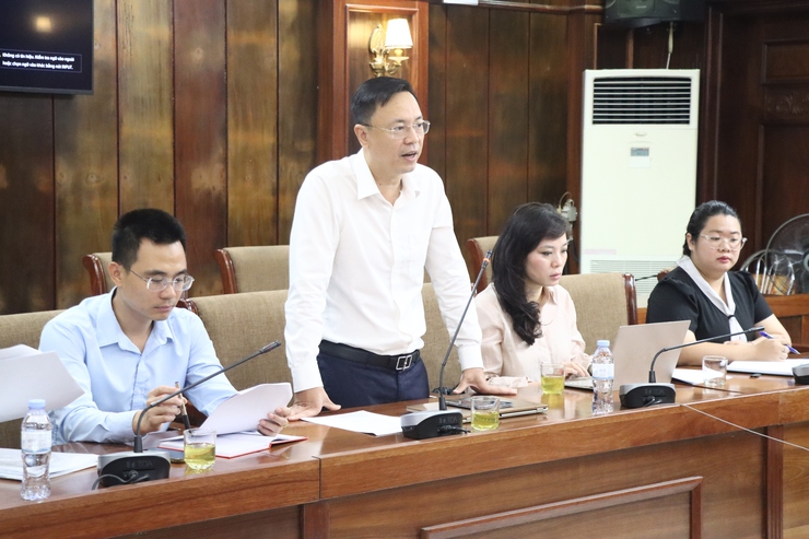 Thí điểm triển khai hỗ trợ lưu động, hướng dẫn chuyển đổi số trong TTHC, dịch vụ công tác cấp GCN quyền sử dụng đất lần đầu cho cá nhân, hộ gia đình trên đại bàn xã Phú Xuyên- Ảnh 2.