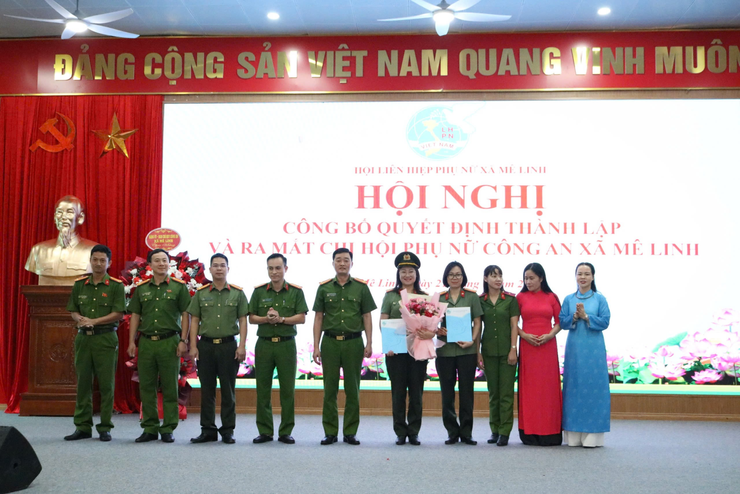 Hội Liên hiệp phụ nữ xã Mê Linh: Ra mắt Chi hội Phụ nữ Công an xã, tập huấn công tác Hội- Ảnh 1.