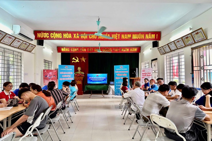 Kết quả bước đầu công tác Cải cách hành chính 
trên địa bàn phường Long Biên- Ảnh 3.