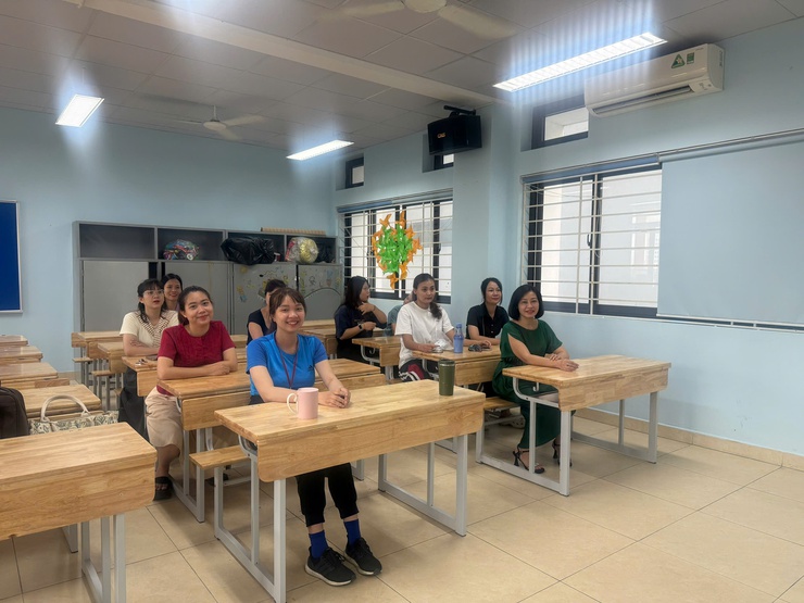 Bồi dưỡng chính trị hè - Cầu nối giữa lý luận và thực tiễn trong công tác giáo dục- Ảnh 9.
