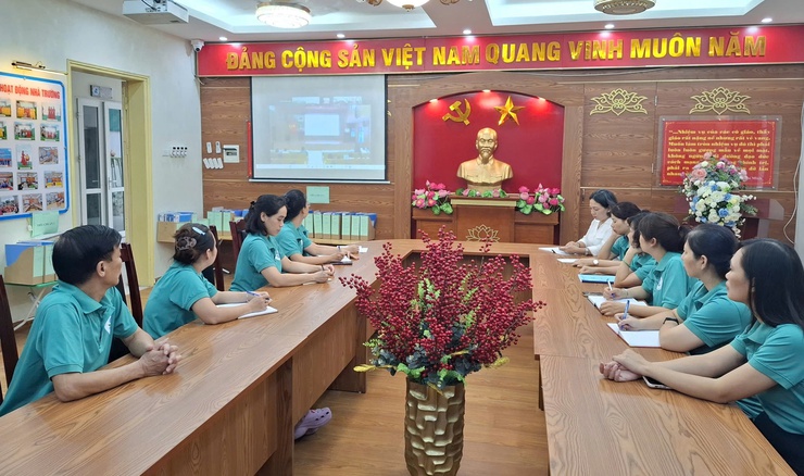 Bồi dưỡng chính trị hè - Cầu nối giữa lý luận và thực tiễn trong công tác giáo dục- Ảnh 11.