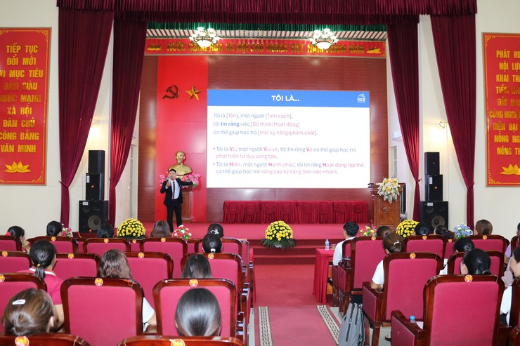 Tập huấn nâng cao nhận thức, năng lực tổ chức dạy học 2 buổi/ngày gắn với giáo dục Stem và kỹ năng sống- Ảnh 3.