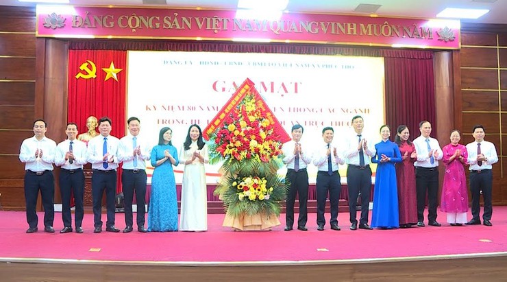 Phúc Thọ: Gặp mặt kỷ niệm 80 năm ngày truyền thống các ngành thuộc khối cơ quan Nhà nước- Ảnh 5.
