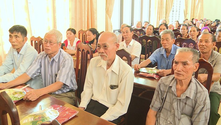 Hội nghị tuyên truyền về chuyển dịch cơ cấu cây trồng vật nuôi, ứng dụng khoa học kỹ thuật, phát triển kinh tế nông nghiệp cho hội viên phụ nữ trên địa bàn xã- Ảnh 2.