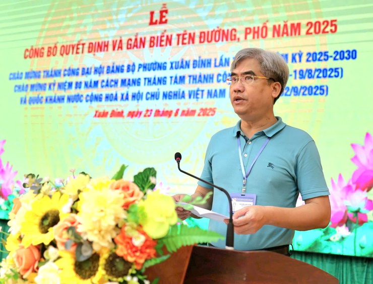 Phường Xuân Đỉnh: gắn biển tên 2 tuyến phố Nguyễn Hữu Liêu và Doãn Khuê- Ảnh 2.