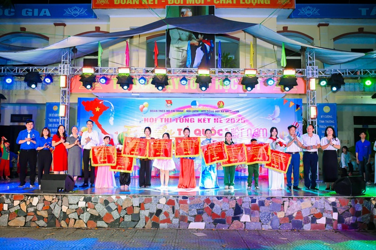 Tổng kết hè năm 2025 với chủ đề “Em yêu Tổ quốc Việt Nam”- Ảnh 1.