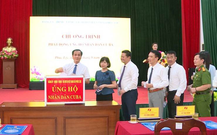 Lễ phát động phong trào "Bình dân học vụ số" và triển khai chiến dịch "45 ngày đêm ra quân hỗ trợ hoạt động chuyển đổi số" trong giai đoạn đầu vận hành mô hình chính quyền địa phương hai cấp- Ảnh 8.