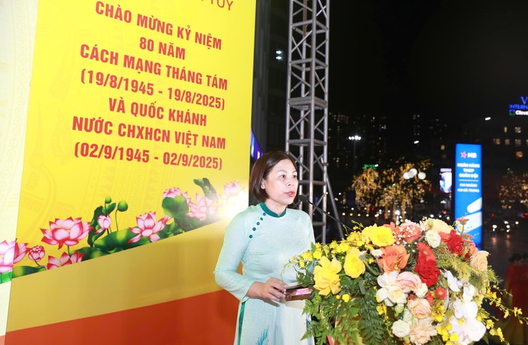 Phường Vĩnh Tuy: Chương trình nghệ thuật "Vinh quang Việt Nam"- Ảnh 3.