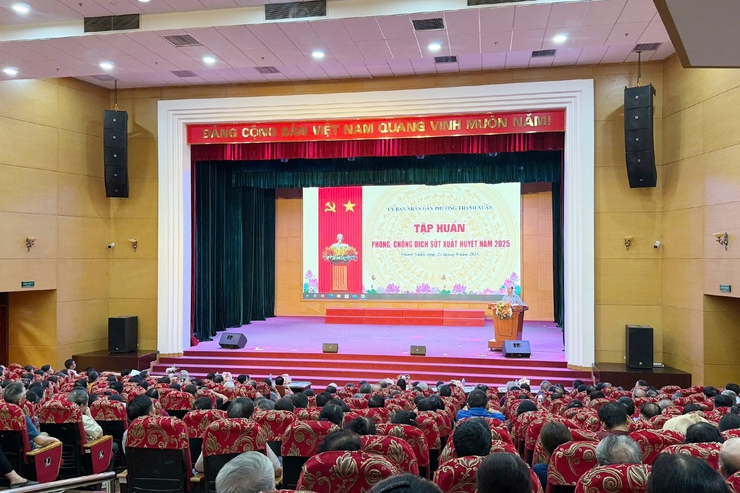 Hội nghị triển khai - phát động chiến dịch vệ sinh môi trường, diệt bọ gậy và tập huấn phòng chống sốt xuất huyết- Ảnh 1.