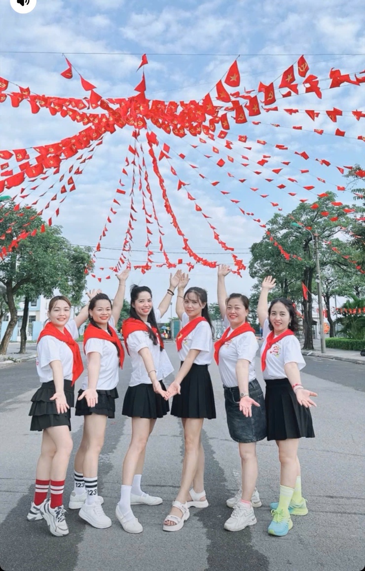 Xã Vân Đình rực rỡ sắc cờ hoa – điểm check-in độc đáo chào mừng Quốc khánh 2/9- Ảnh 3.