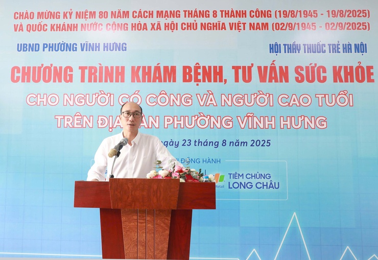 PHƯỜNG VĨNH HƯNG TỔ CHỨC KHÁM, TƯ VẤN SỨC KHỎE CHO NGƯỜI CÓ CÔNG, NGƯỜI CAO TUỔI NHÂN KỶ NIỆM 80 NĂM CÁCH MẠNG THÁNG TÁM VÀ QUỐC KHÁNH 2/9- Ảnh 2.