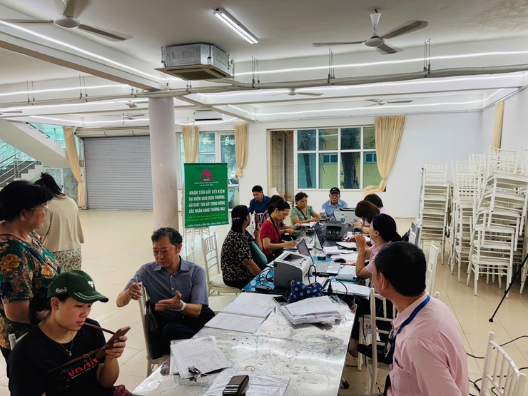 Ngân hàng chính sách xã hội chi nhánh Long Biên giao dịch định kỳ tháng 8/2025 tại phường Bồ Đề- Ảnh 1.