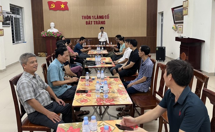 Bát Tràng ghi nhận nhiều chuyển biến tích cực sau hơn 2 tuần triển khai chiến dịch chuyển đổi số- Ảnh 1.