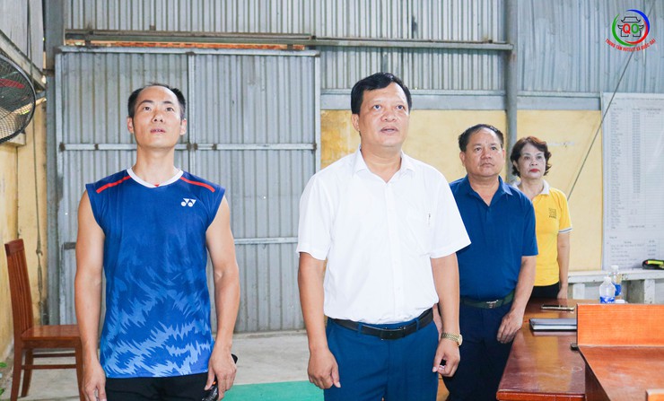 Sôi nổi Giải Cầu lông thôn Ngô Sài chào mừng 80 năm Cách mạng Tháng Tám và Quốc khánh 2/9- Ảnh 2.