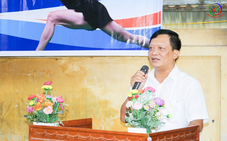 Sôi nổi Giải Cầu lông thôn Ngô Sài chào mừng 80 năm Cách mạng Tháng Tám và Quốc khánh 2/9- Ảnh 4.