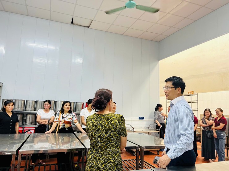 Công tác kiểm tra an toàn thực phẩm trên địa bàn xã- Ảnh 1.