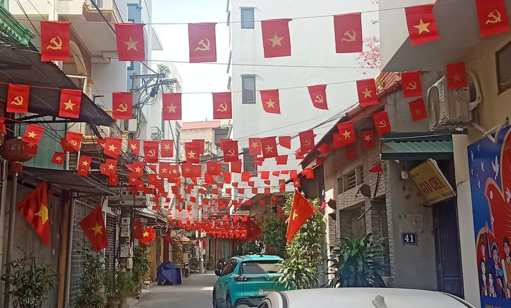 Quốc Oai rực rỡ cờ hoa, đèn lồng – Tỏa sáng niềm tự hào 80 năm Cách mạng Tháng Tám và Quốc khánh 2/9- Ảnh 12.
