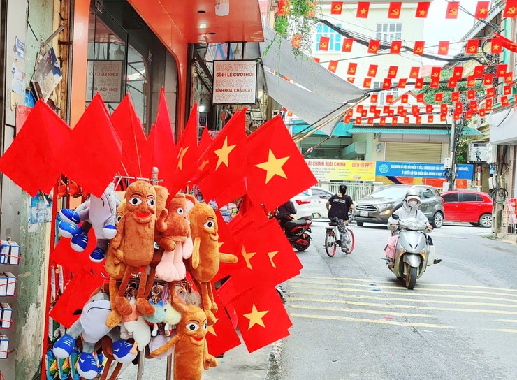 Quốc Oai rực rỡ cờ hoa, đèn lồng – Tỏa sáng niềm tự hào 80 năm Cách mạng Tháng Tám và Quốc khánh 2/9- Ảnh 13.