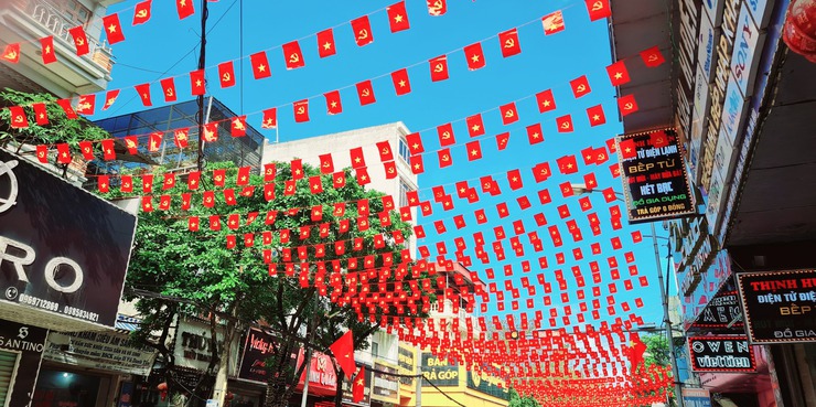 Quốc Oai rực rỡ cờ hoa, đèn lồng – Tỏa sáng niềm tự hào 80 năm Cách mạng Tháng Tám và Quốc khánh 2/9- Ảnh 19.