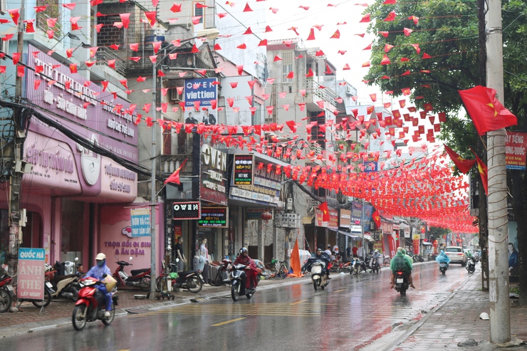 Quốc Oai rực rỡ cờ hoa, đèn lồng – Tỏa sáng niềm tự hào 80 năm Cách mạng Tháng Tám và Quốc khánh 2/9- Ảnh 20.