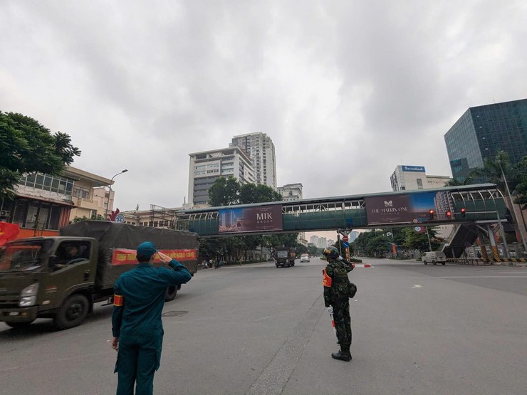 DÂN QUÂN TỰ VỆ PHƯỜNG LÁNG GÓP PHẦN BẢO ĐẢM AN NINH TRẬT TỰ DIỄN BINH A80- Ảnh 11.