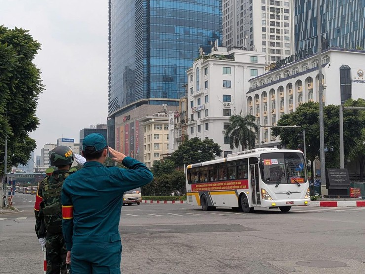 DÂN QUÂN TỰ VỆ PHƯỜNG LÁNG GÓP PHẦN BẢO ĐẢM AN NINH TRẬT TỰ DIỄN BINH A80- Ảnh 4.