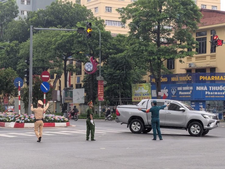 DÂN QUÂN TỰ VỆ PHƯỜNG LÁNG GÓP PHẦN BẢO ĐẢM AN NINH TRẬT TỰ DIỄN BINH A80- Ảnh 2.