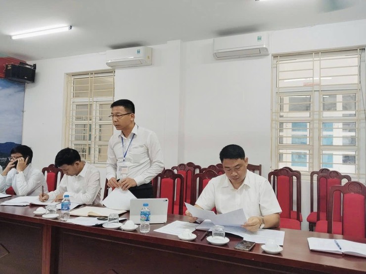 XÃ BA VÌ TRIỂN KHAI CÁC NHIỆM VỤ PHÒNG, CHỐNG THIÊN TAI VÀ TÌM KIẾM CỨU NẠN ỨNG PHÓ CƠN BÃO SỐ 5 NĂM 2025 TRÊN ĐỊA BÀN XÃ- Ảnh 2.
