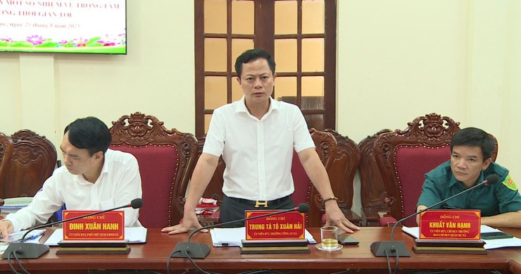 Ban Thường vụ Đảng uỷ xã làm việc với các nhà trường triển khai công tác chuẩn bị năm học mới và một số nhiệm vụ trọng tâm trong thời gian tới- Ảnh 5.